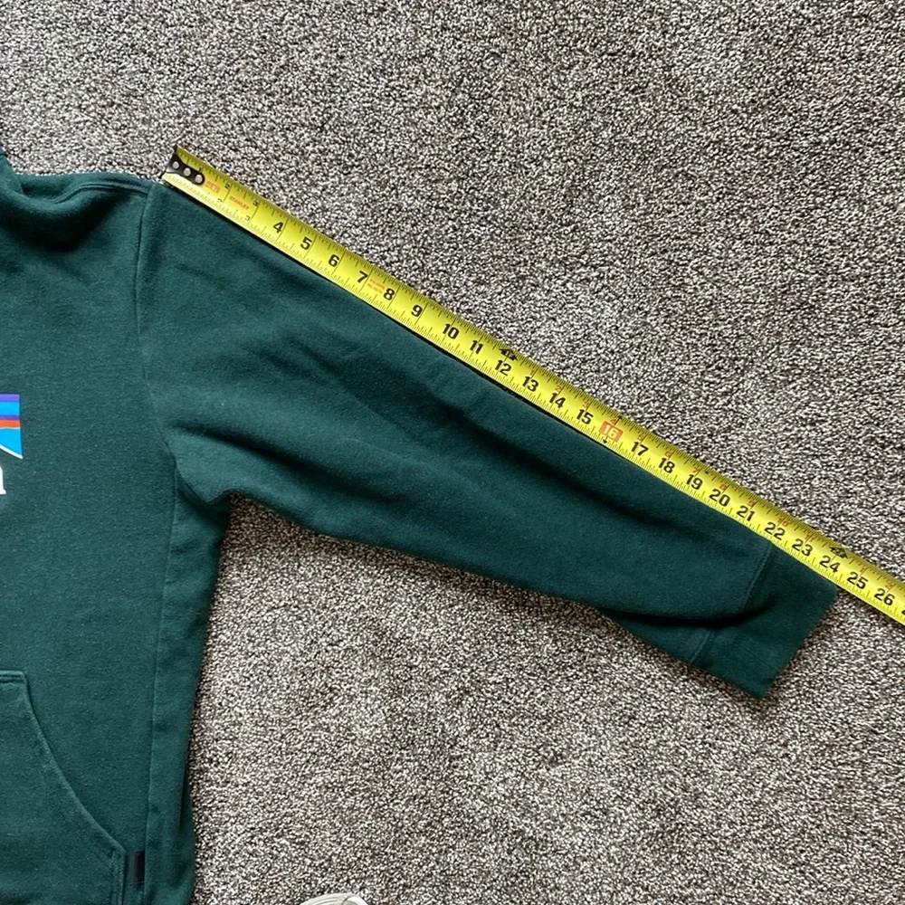 Patagonia Men's P-6 Logo Uprisal Hoody - Medium - Picture 7 of 11